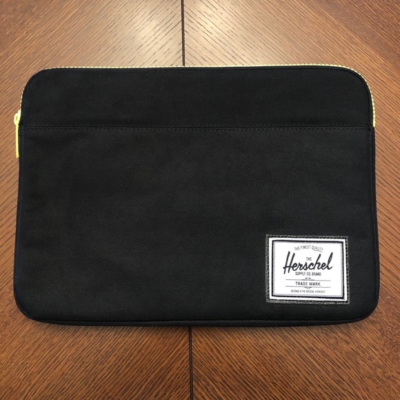 Herschel Supply Company Handbags - Herschel Supply Co. 13” Laptop Case / Sleeve Black